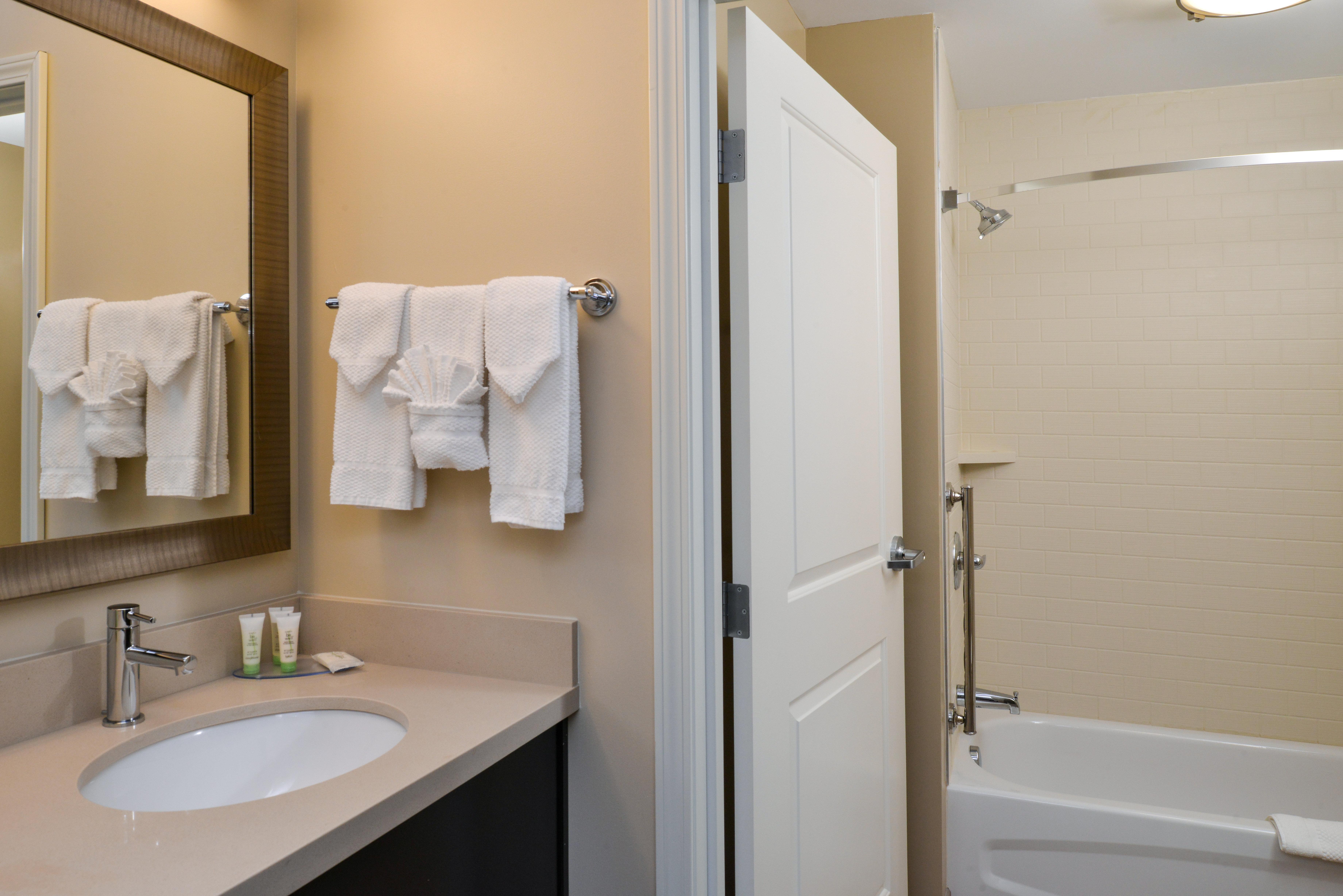 Staybridge Suites Merrillville By Ihg Exterior photo