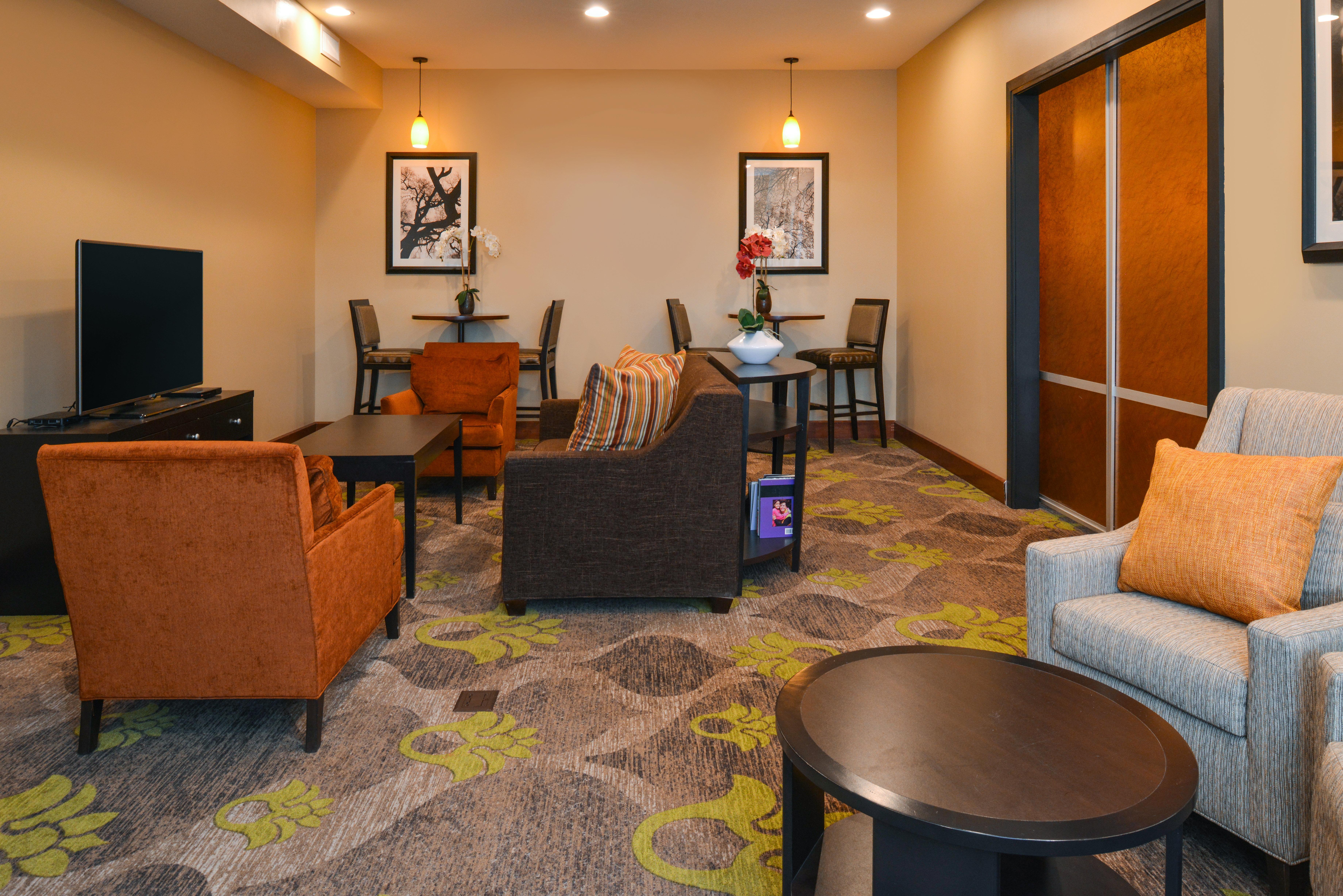 Staybridge Suites Merrillville By Ihg Exterior photo